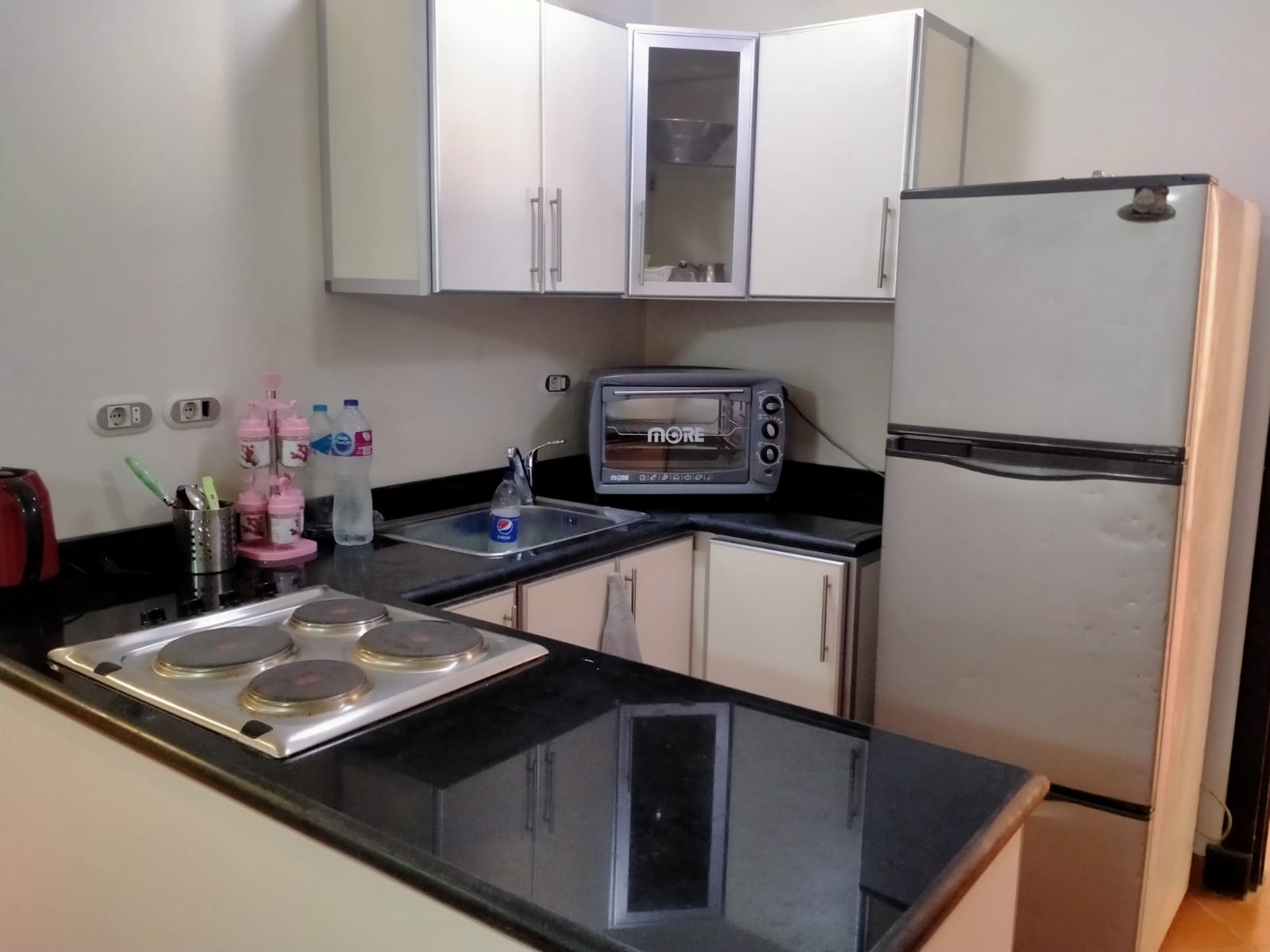 امتلك الان شالية مصطبة اولي عالبحر مباشر 