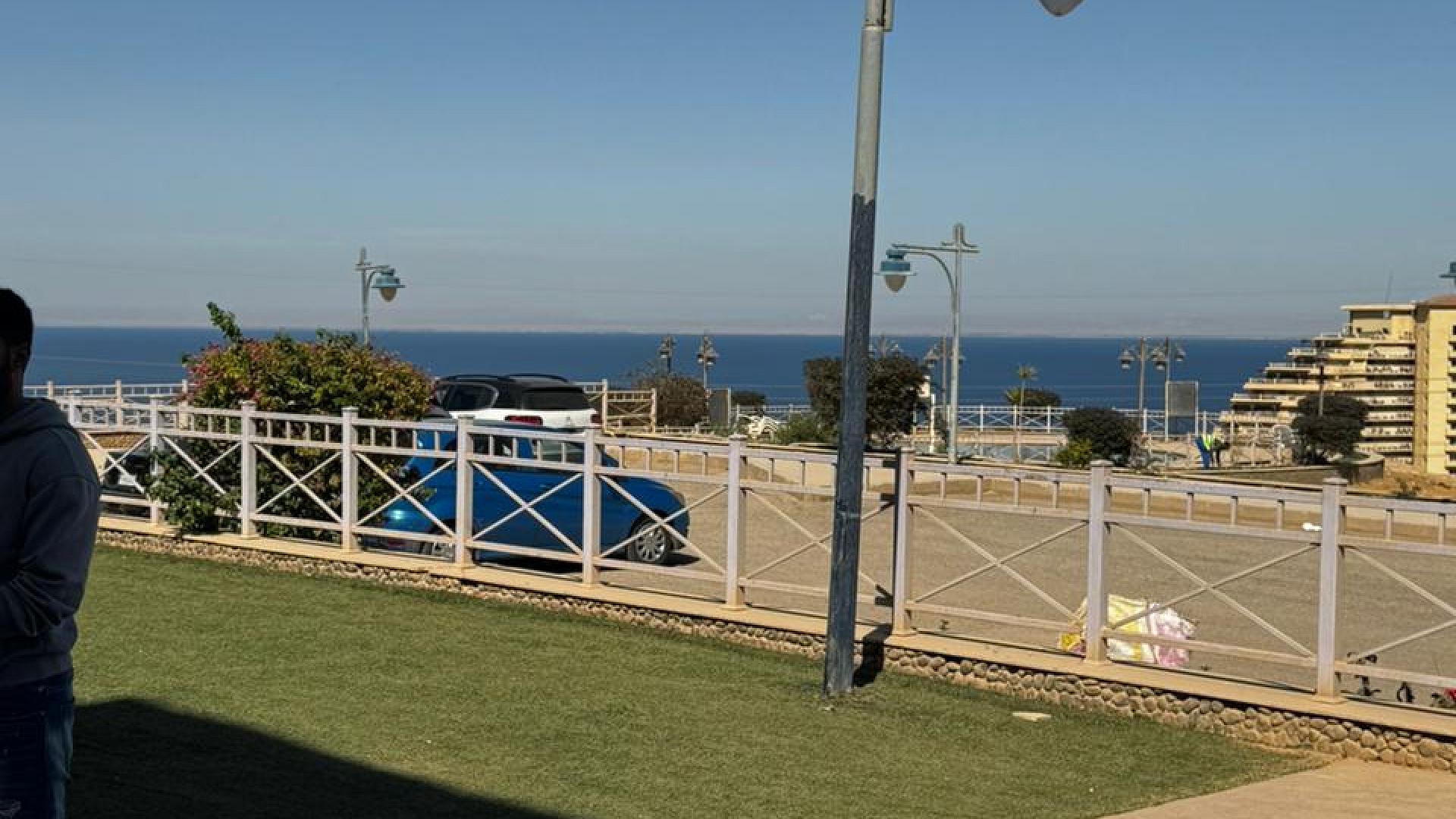 شاليه بسعر ممتاز بفيو روعه عالبحر 100م _ غرفتين 