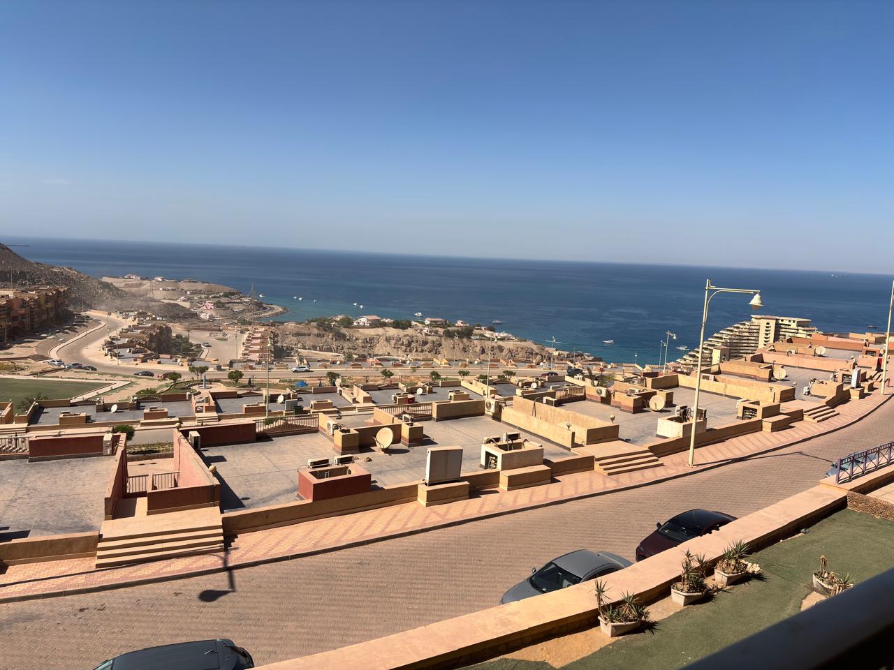 شاليه بسعر ممتاز بفيو روعه عالبحر 100م _ غرفتين 