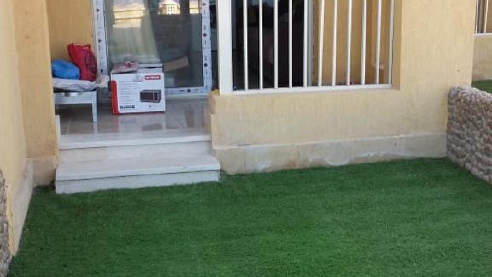 شاليه للبيع فالحدائق المعلقة ارضي + جاردن شايفه البحر بأقل سعر فالسوق !!