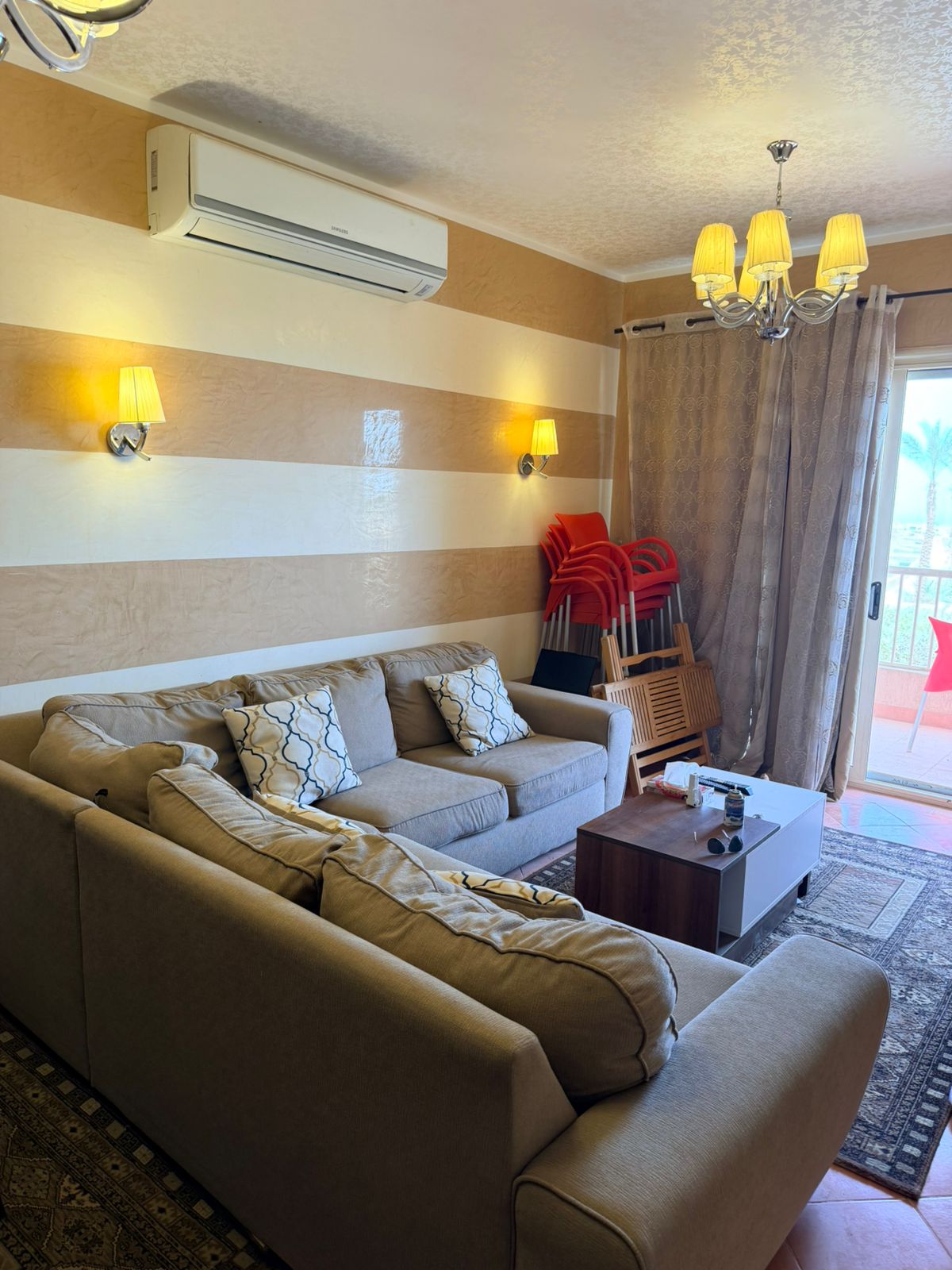 شاليه لقطة بأرخص سعر جاهز بفرش فندقي 100م