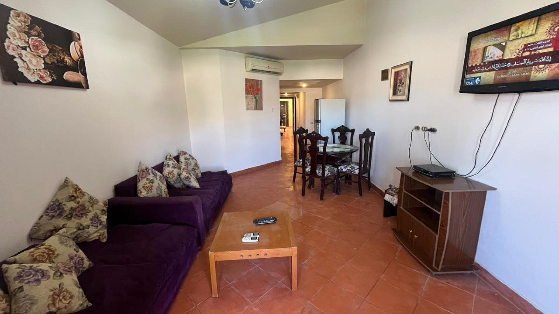 شالية متاح فورا للمعاينة شايف البسين 100م غرفتين مفروش ومجهز بالكامل !!