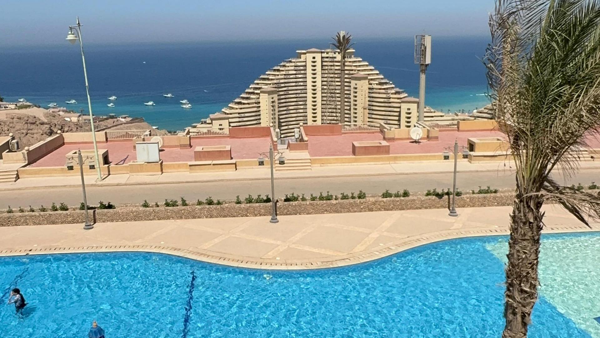 شاليه للبيع في الحدائق المعلقه بورتو السخنه