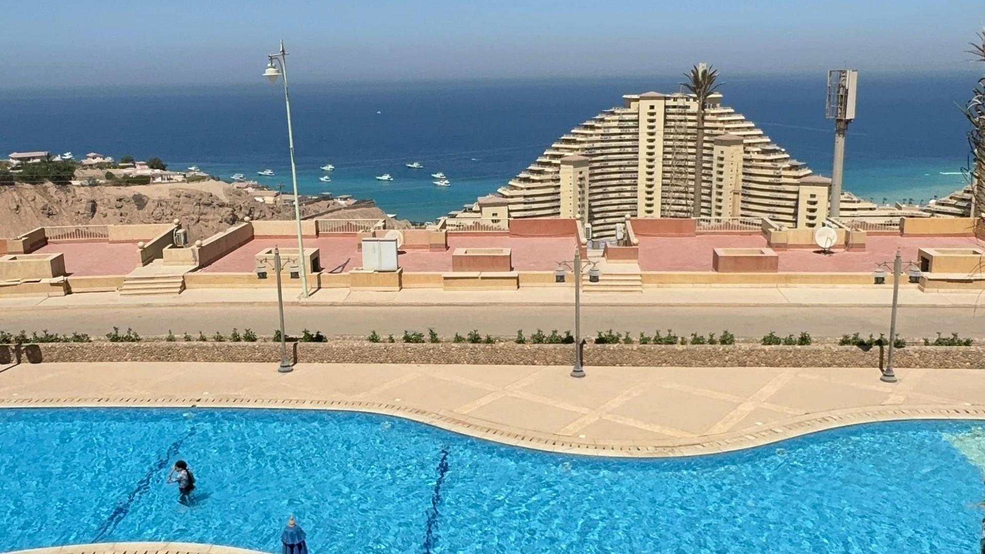 شاليه للبيع في الحدائق المعلقه بورتو السخنه